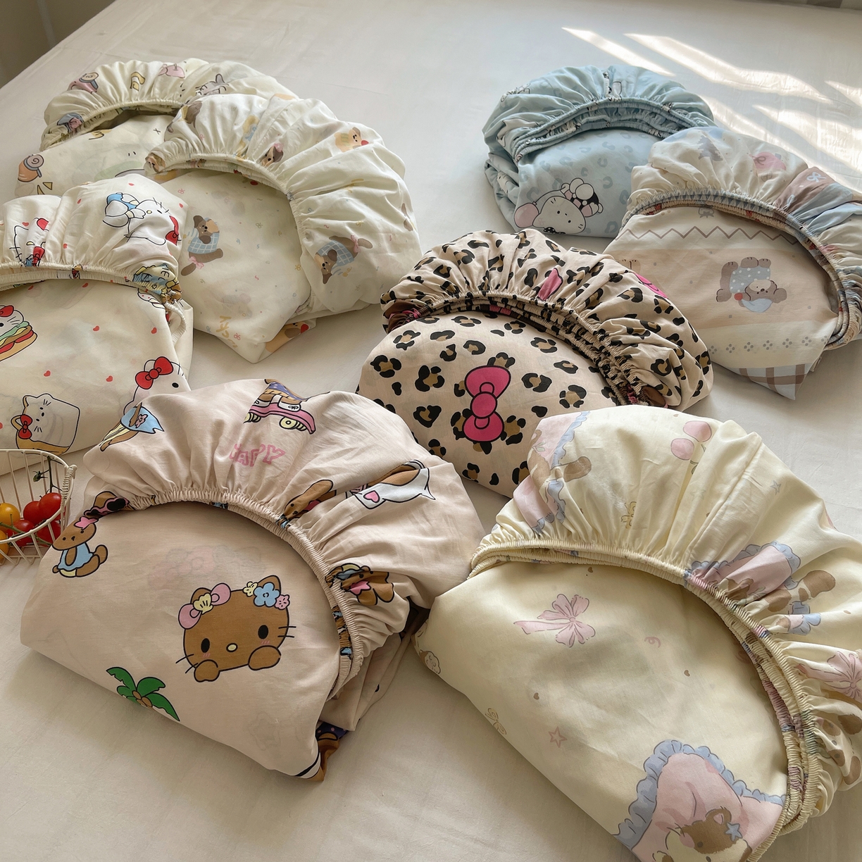 91家纺网 家纺一手货源 找家纺 六巷胡同 2026新款40支全棉13070INS卡通单品床笠 组合叠拍图