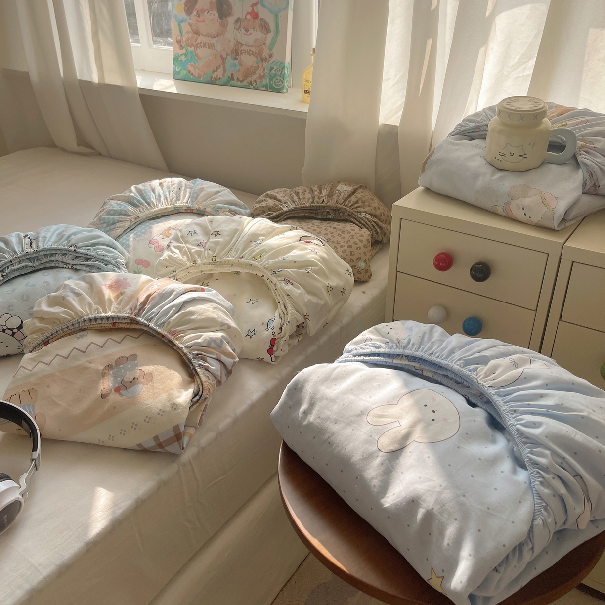 91家纺网 家纺一手货源 找家纺 六巷胡同 2026新款40支全棉13070INS卡通单品床笠 组合叠拍图