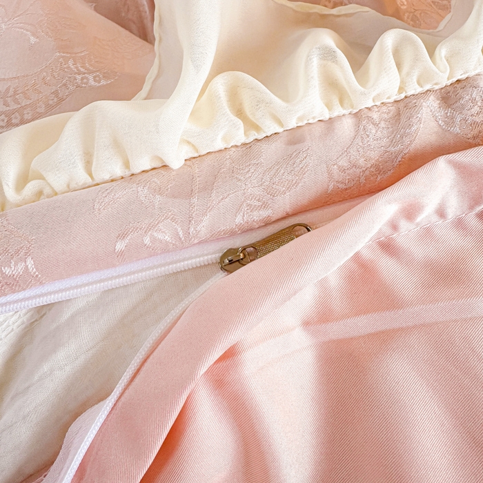 91家纺网 家纺一手货源 找家纺 大麦家纺 2026新款法式花边天丝床盖四件套 流虹霰