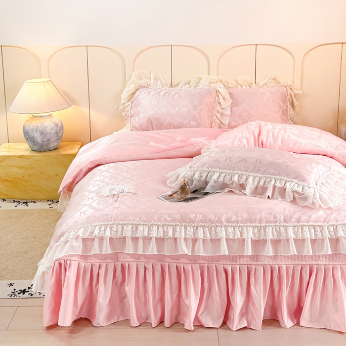 91家纺网 家纺一手货源 找家纺 大麦家纺 2026新款法式花边天丝床盖四件套 浮生如梦