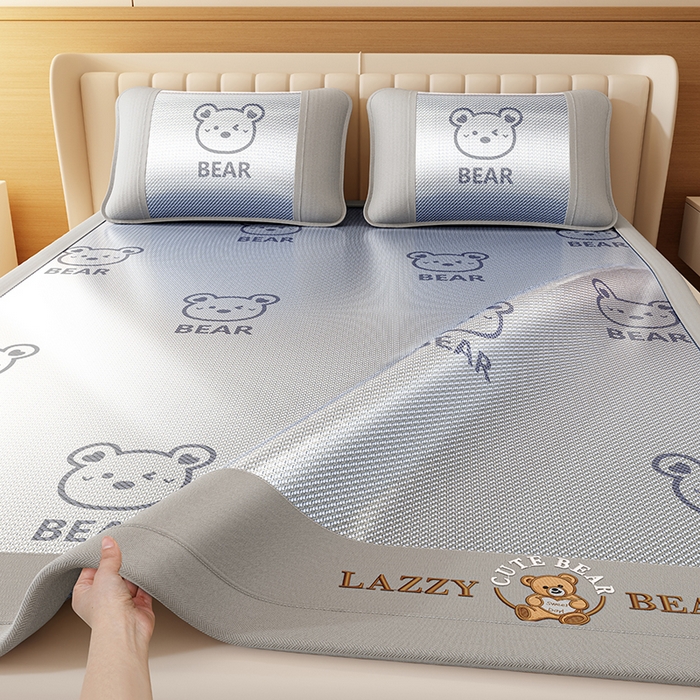 91家纺网 家纺一手货源 找家纺 福来临家纺 2026新款卡皮巴拉小熊款冰藤刺绣凉感席席子凉席 冰藤小熊-蓝-床席款