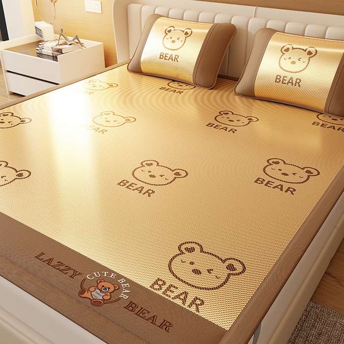 91家纺网 家纺一手货源 找家纺 福来临家纺 2026新款卡皮巴拉小熊款冰藤刺绣凉感席席子凉席 冰藤小熊-咖-床席款