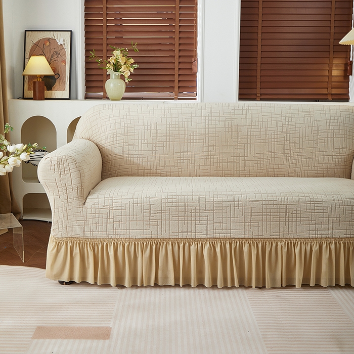 91家纺网 家纺一手货源 找家纺 飞翔家纺沙发套 2026新款素格纹裙摆沙发套 米黄色