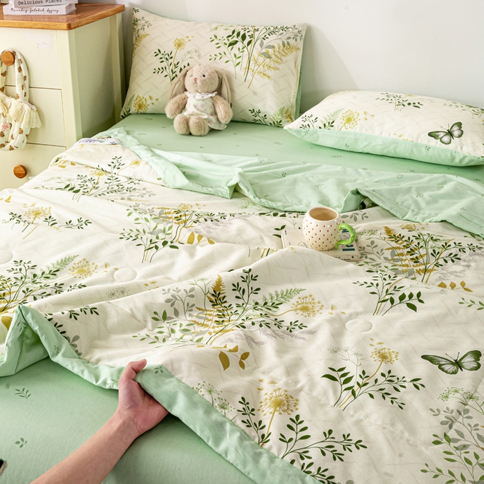 91家纺网 家纺一手货源 找家纺 红日子纺织品 2026新款里外全棉纯棉印花夏被夏凉被空调被 绿意盎然