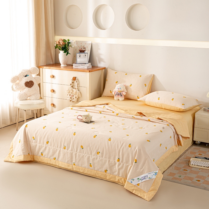 91家纺网 家纺一手货源 找家纺 红日子纺织品 2026新款里外全棉纯棉印花夏被夏凉被空调被 柠檬小镇