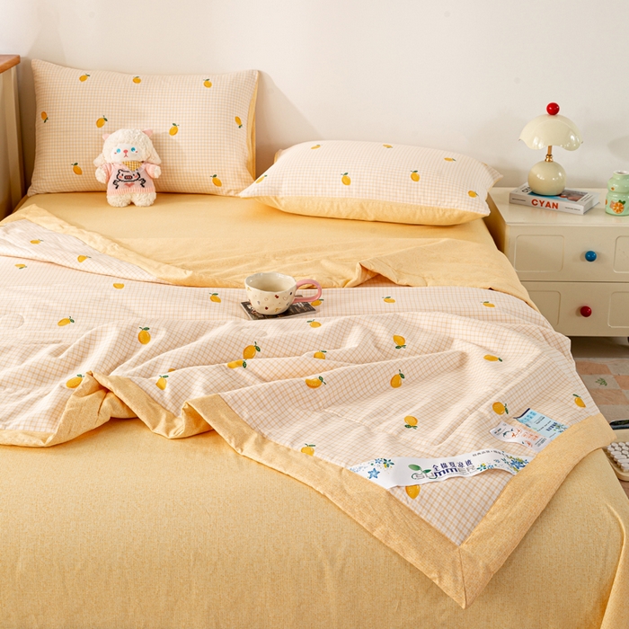 91家纺网 家纺一手货源 找家纺 红日子纺织品 2026新款里外全棉纯棉印花夏被夏凉被空调被 柠檬小镇