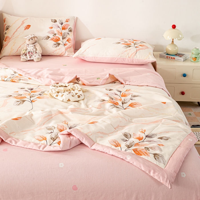 91家纺网 家纺一手货源 找家纺 红日子纺织品 2026新款里外全棉纯棉印花夏被夏凉被空调被 泊影枫叶