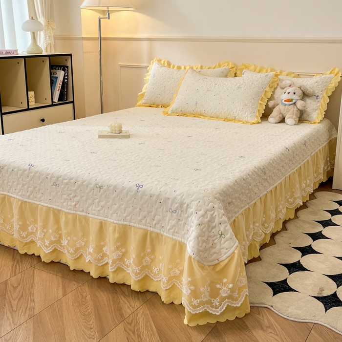 91家纺网 家纺一手货源 找家纺 金梦家居 2025新款印花小竹棉花边夹棉床盖夏被四件套 小晴天