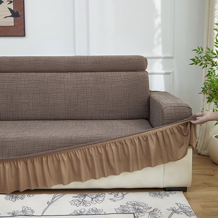 91家纺网 家纺一手货源 找家纺 （总）飞翔家纺沙发套 2026新款素格纹裙摆沙发套贵妃