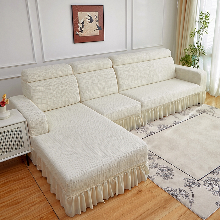91家纺网 家纺一手货源 找家纺 飞翔家纺沙发套 2026新款素格纹裙摆沙发套贵妃 米白色