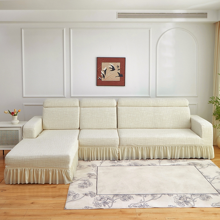 91家纺网 家纺一手货源 找家纺 飞翔家纺沙发套 2026新款素格纹裙摆沙发套贵妃 米白色