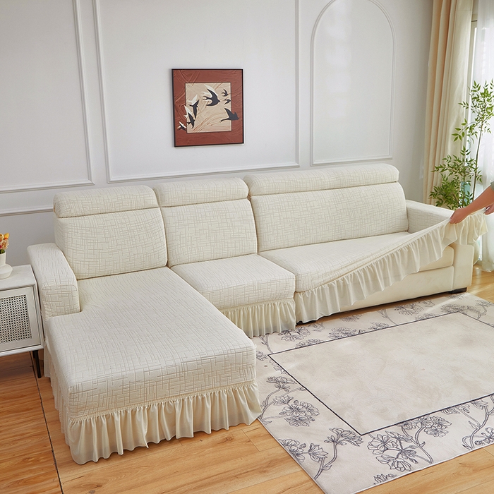 91家纺网 家纺一手货源 找家纺 飞翔家纺沙发套 2026新款素格纹裙摆沙发套贵妃 米白色