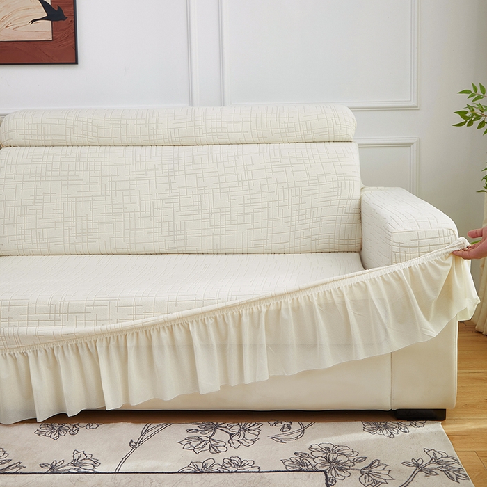 91家纺网 家纺一手货源 找家纺 飞翔家纺沙发套 2026新款素格纹裙摆沙发套贵妃 米白色