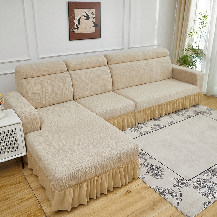 91家纺网 家纺一手货源 找家纺 飞翔家纺沙发套 2026新款素格纹裙摆沙发套贵妃 米黄色