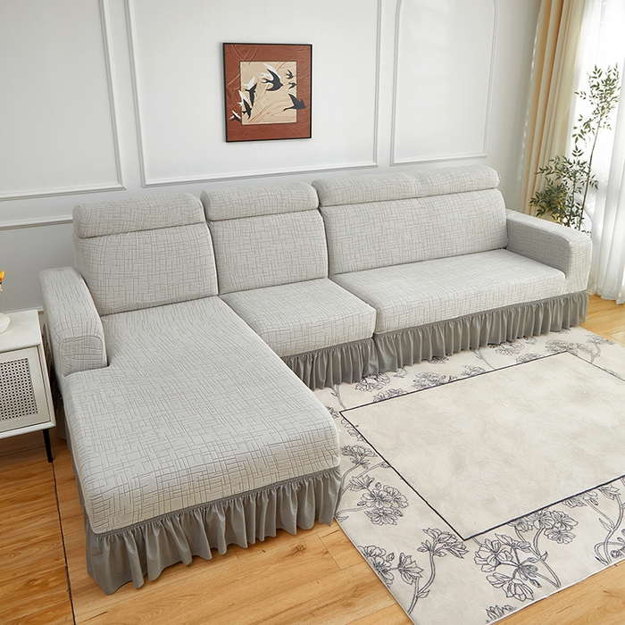 91家纺网 家纺一手货源 找家纺 飞翔家纺沙发套 2026新款素格纹裙摆沙发套贵妃 浅灰色