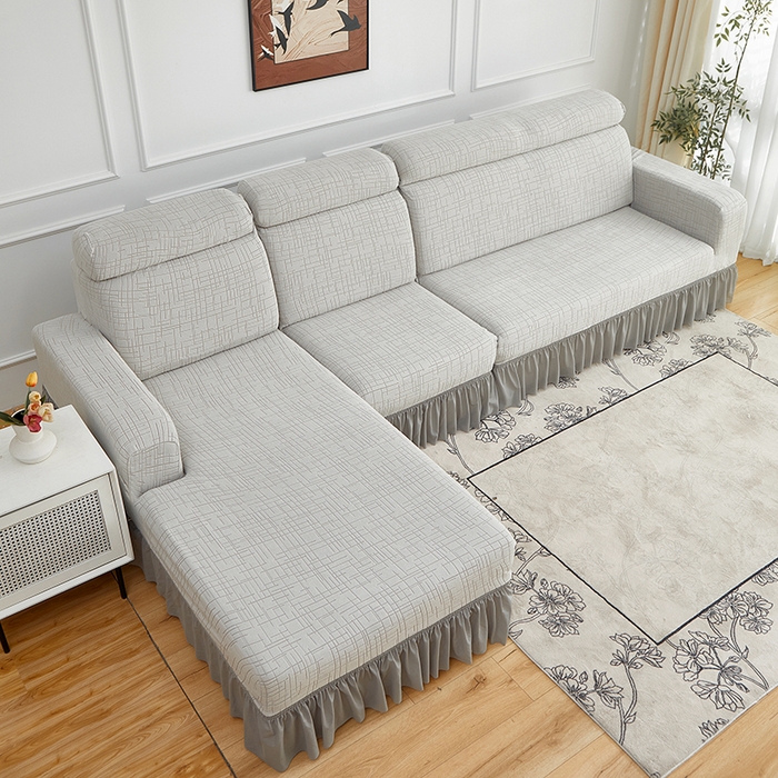 91家纺网 家纺一手货源 找家纺 飞翔家纺沙发套 2026新款素格纹裙摆沙发套贵妃 浅灰色