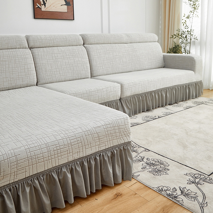 91家纺网 家纺一手货源 找家纺 飞翔家纺沙发套 2026新款素格纹裙摆沙发套贵妃 浅灰色