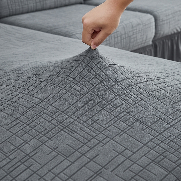 91家纺网 家纺一手货源 找家纺 飞翔家纺沙发套 2026新款素格纹裙摆沙发套贵妃 中灰色