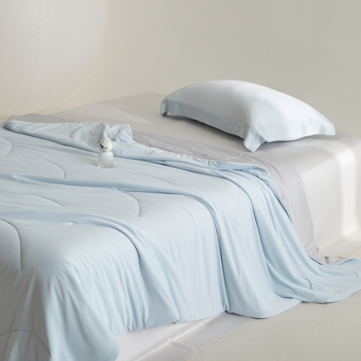 91家纺网 家纺一手货源 找家纺 （总）纪梵茜 2026新款李官奇大豆纤维被锦纶氨纶凉感丝夏凉被锦氨空调被芯