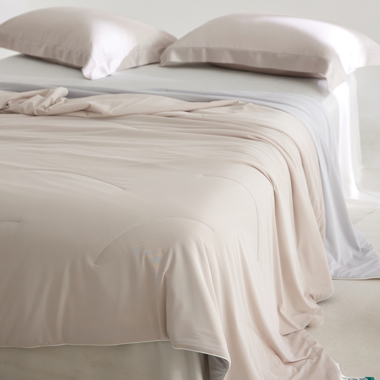 91家纺网 家纺一手货源 找家纺 纪梵茜 2026新款李官奇大豆纤维被锦纶氨纶凉感丝夏凉被锦氨空调被芯 凉感丝-可可棕