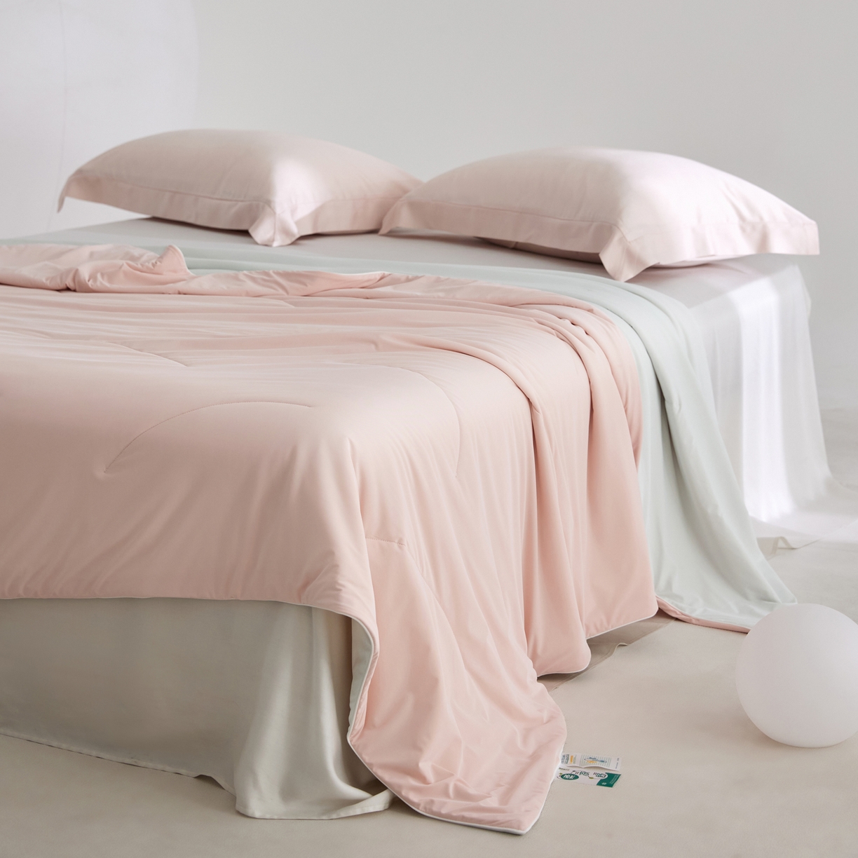 91家纺网 家纺一手货源 找家纺 纪梵茜 2026新款李官奇大豆纤维被锦纶氨纶凉感丝夏凉被锦氨空调被芯 凉感丝-橘雾粉