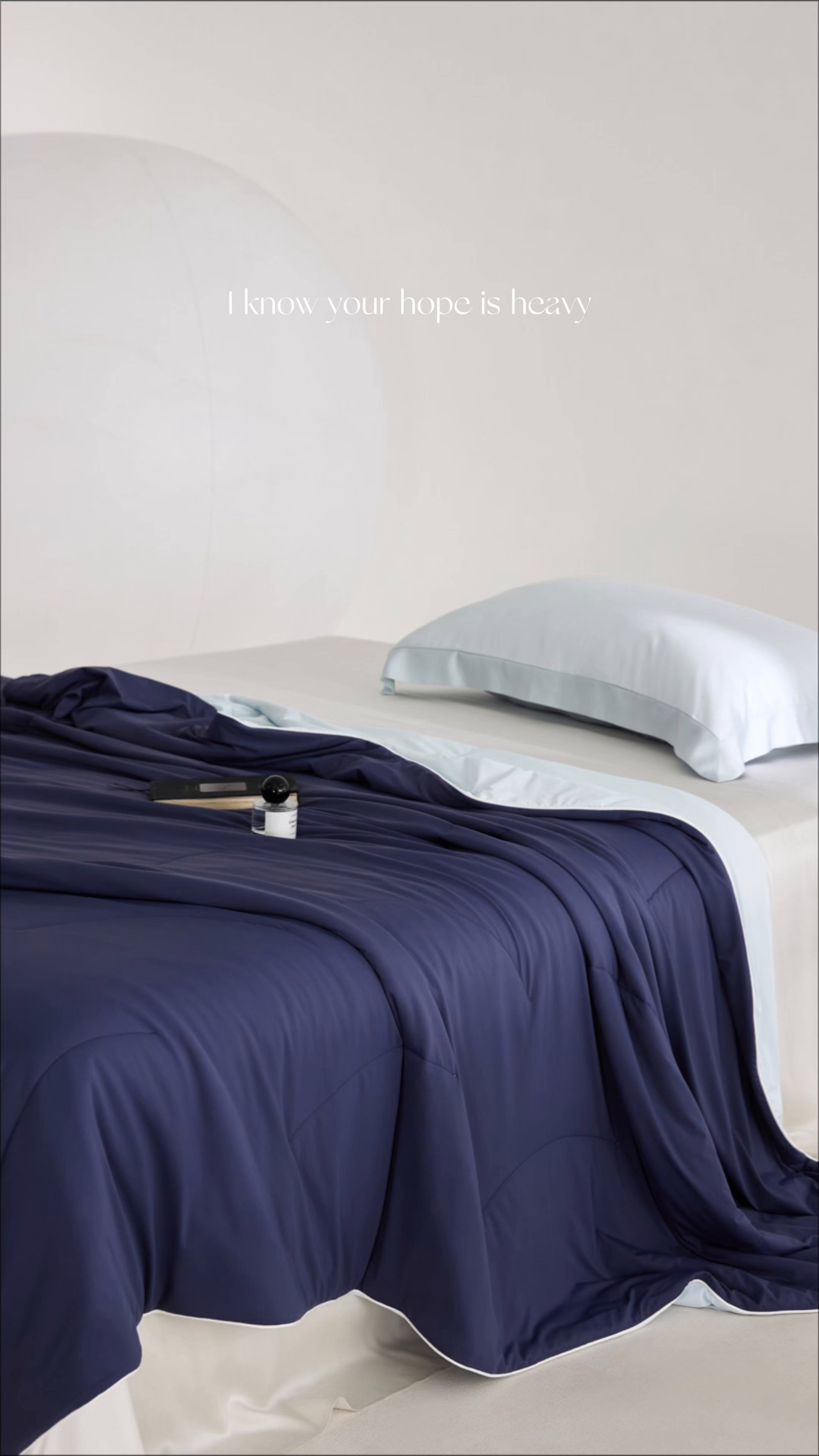 91家纺网 家纺一手货源 找家纺 纪梵茜 2026新款李官奇大豆纤维被锦纶氨纶凉感丝夏凉被锦氨空调被芯 凉感丝-深睡蓝