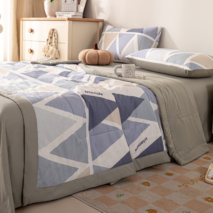 91家纺网 家纺一手货源 找家纺 红日子纺织品 2026新款里外全棉纯棉印花夏被夏凉被空调被 悠然海岸