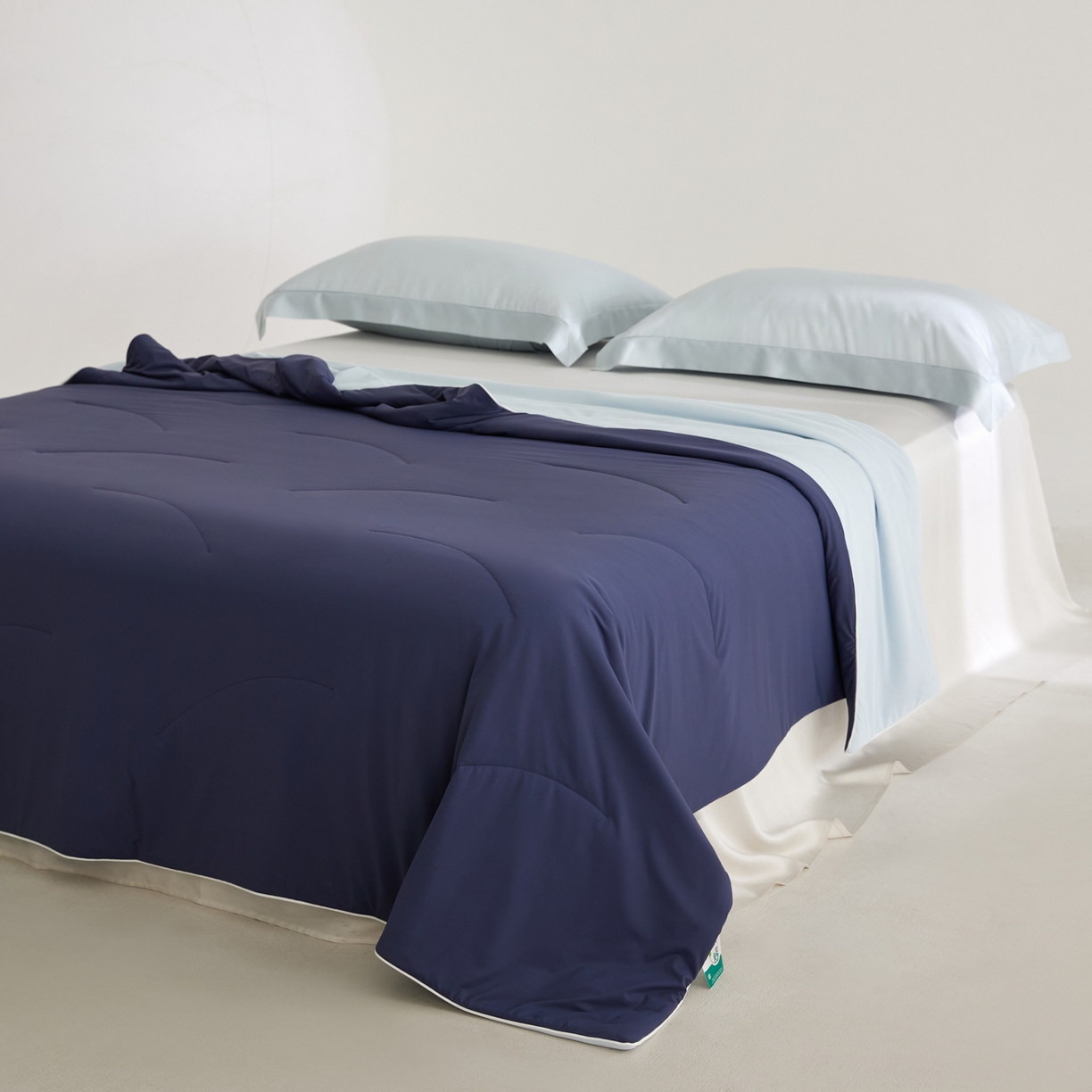 91家纺网 家纺一手货源 找家纺 A+爱家（纪梵茜） 2026新款李官奇大豆纤维被锦纶氨纶凉感丝夏凉被锦氨空调被芯 凉感丝-深睡蓝