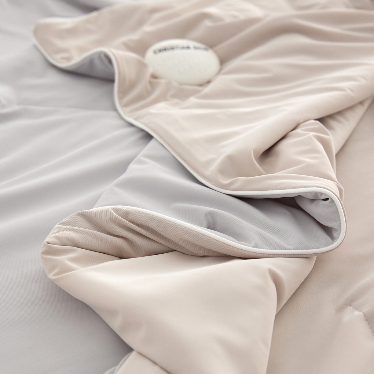 91家纺网 家纺一手货源 找家纺 A+爱家（纪梵茜） 2026新款李官奇大豆纤维被锦纶氨纶凉感丝夏凉被锦氨空调被芯 凉感丝-可可棕