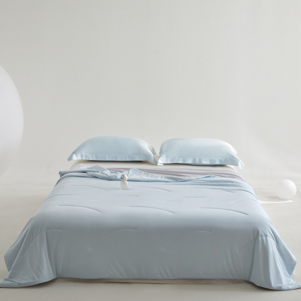 91家纺网 家纺一手货源 找家纺 A+爱家（纪梵茜） 2026新款李官奇大豆纤维被锦纶氨纶凉感丝夏凉被锦氨空调被芯 凉感丝-冰雾蓝