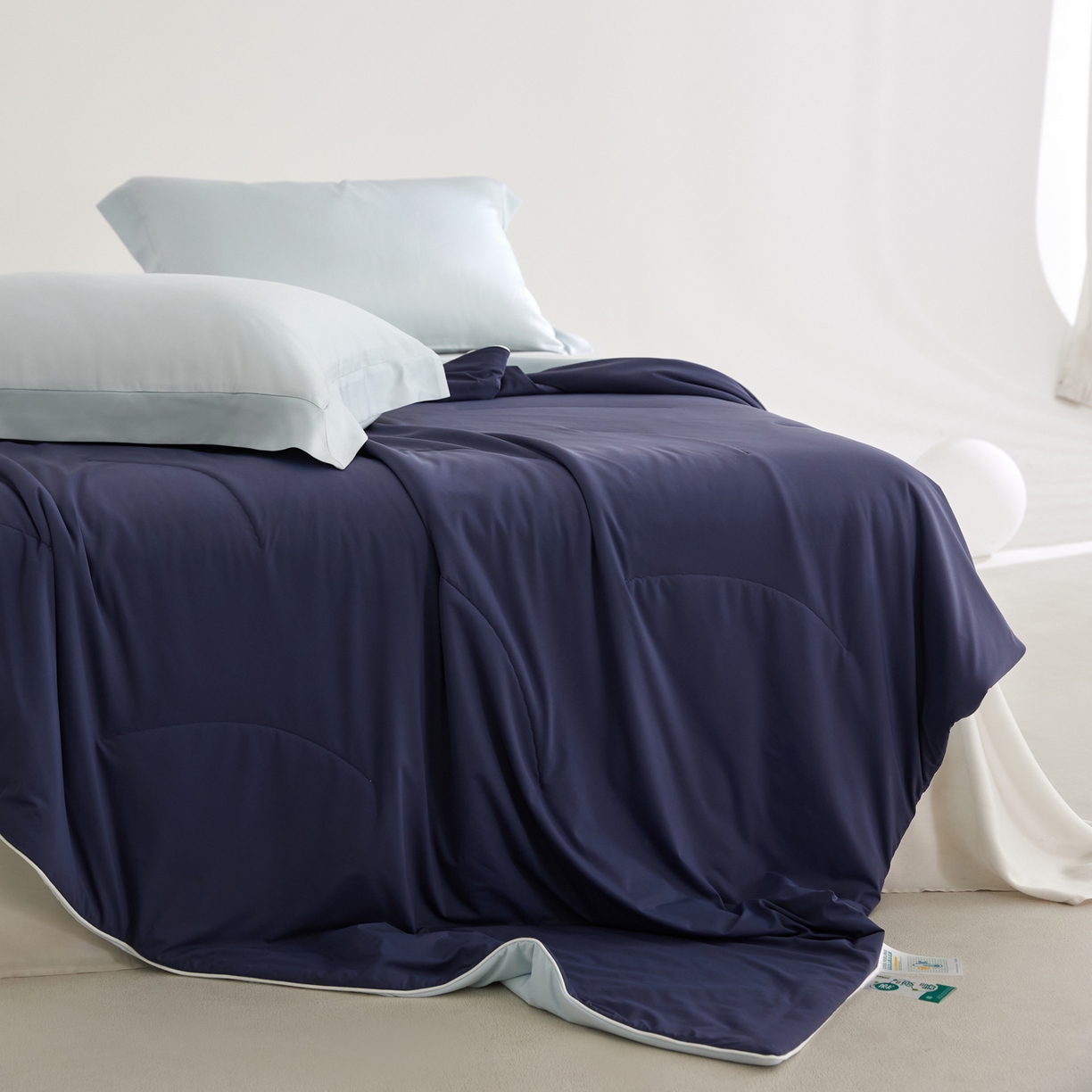 91家纺网 家纺一手货源 找家纺 A+爱家（纪梵茜） 2026新款李官奇大豆纤维被锦纶氨纶凉感丝夏凉被锦氨空调被芯 凉感丝-深睡蓝