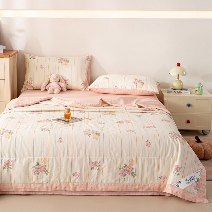 91家纺网 家纺一手货源 找家纺 红日子纺织品 2026新款里外全棉纯棉印花夏被夏凉被空调被 芸雅花开