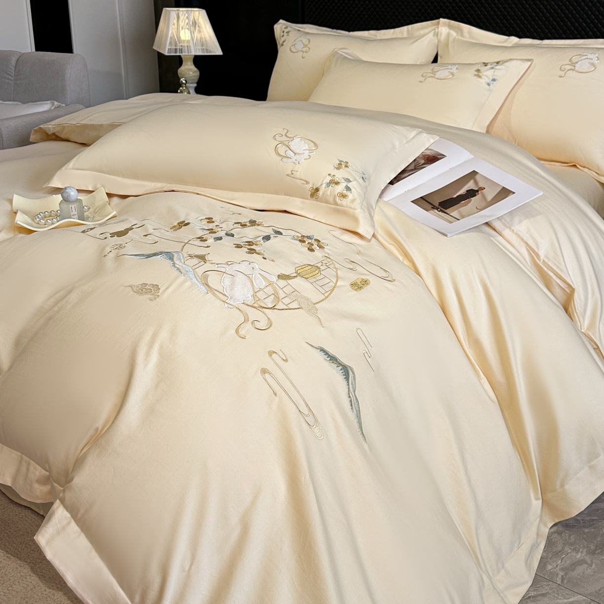 绒掌柜家纺（品质焕新） 2026新品100S长绒棉精密贴布刺绣四件套-月夕花朝系列-版权产品-礼盒装 奶油米