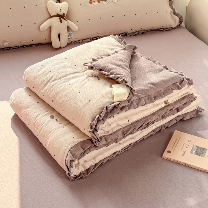 91家纺网 家纺一手货源 找家纺 丽美人家纺 2026新款皱皱纱花边夏被被夏凉被空调被 HB爱心小狗