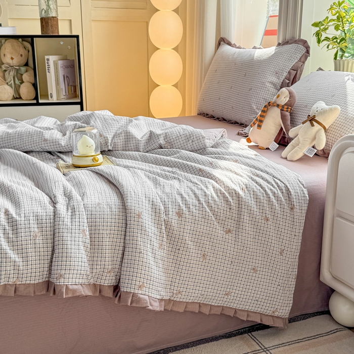 91家纺网 家纺一手货源 找家纺 丽美人家纺 2026新款皱皱纱花边夏被被夏凉被空调被 HB柔格小狗