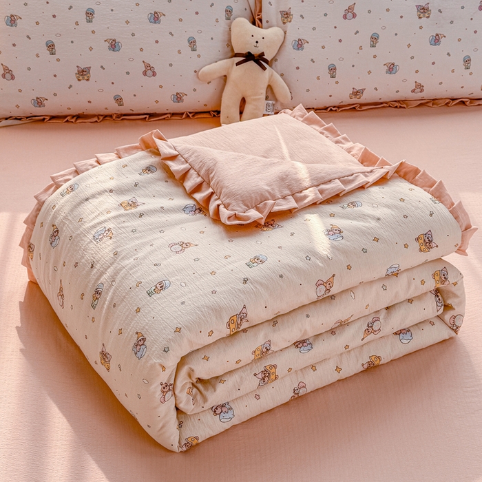 91家纺网 家纺一手货源 找家纺 丽美人家纺 2026新款皱皱纱花边夏被被夏凉被空调被 HB云间童梦