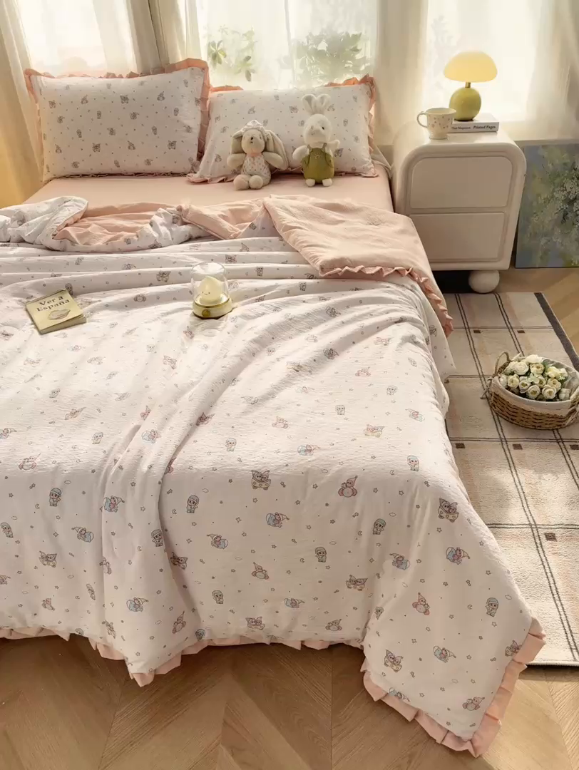 91家纺网 家纺一手货源 找家纺 丽美人家纺 2026新款皱皱纱花边夏被被夏凉被空调被 HB云间童梦