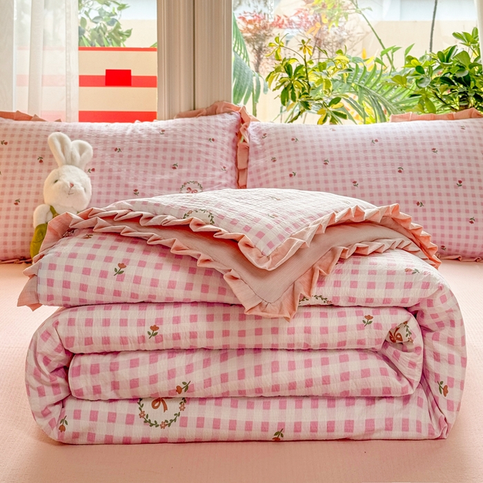 91家纺网 家纺一手货源 找家纺 丽美人家纺 2026新款皱皱纱花边夏被被夏凉被空调被 HB格子蝴蝶结