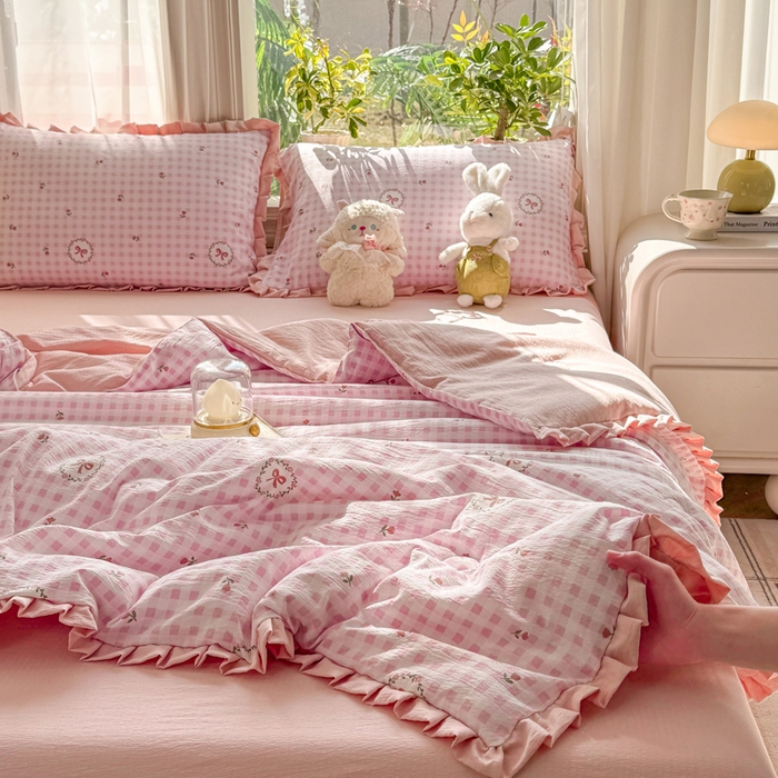 91家纺网 家纺一手货源 找家纺 丽美人家纺 2026新款皱皱纱花边夏被被夏凉被空调被 HB格子蝴蝶结