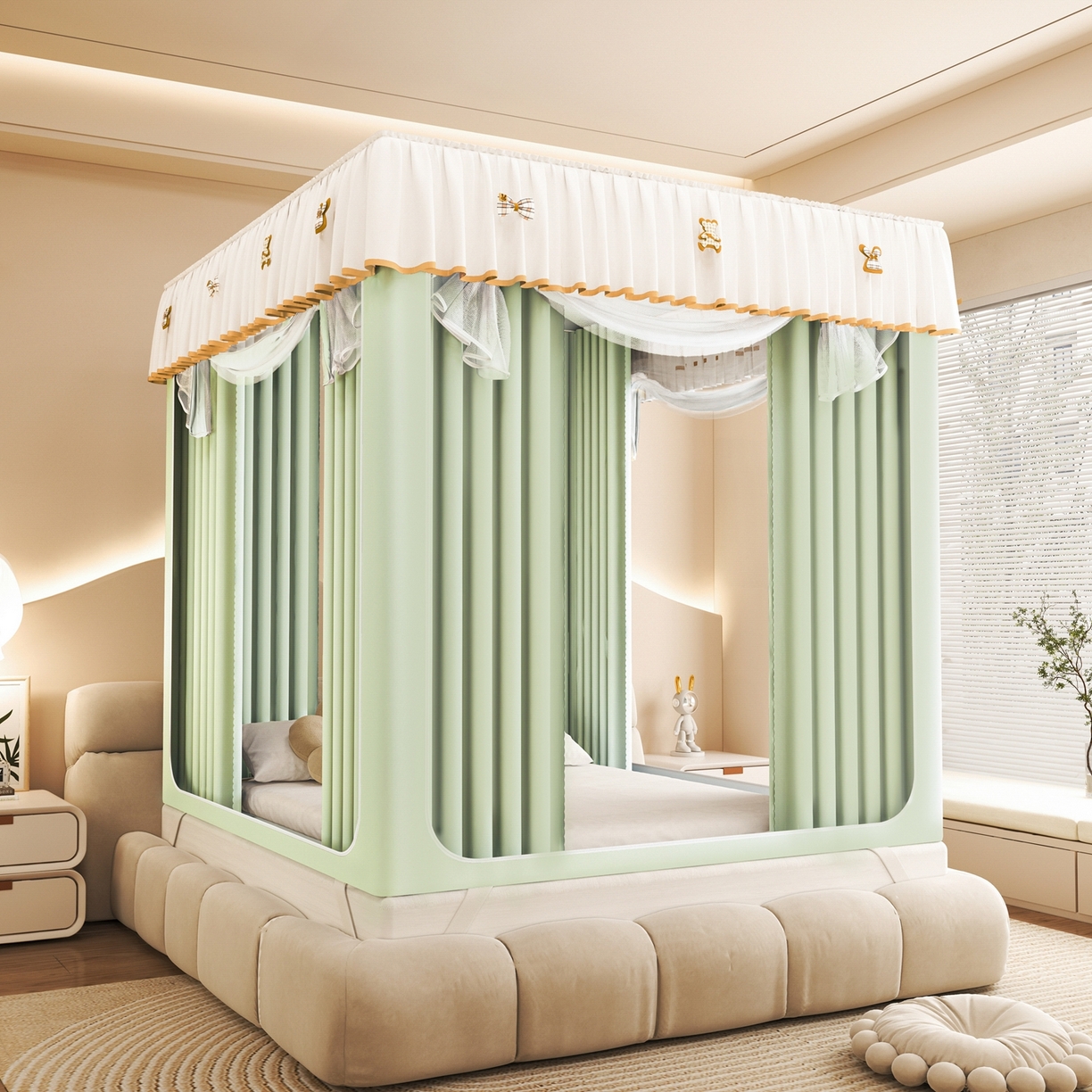 91家纺网 家纺一手货源 找家纺 初心家纺 2026春夏新款DIY小熊防尘顶遮光坐床蚊帐 果绿  (五面遮光）