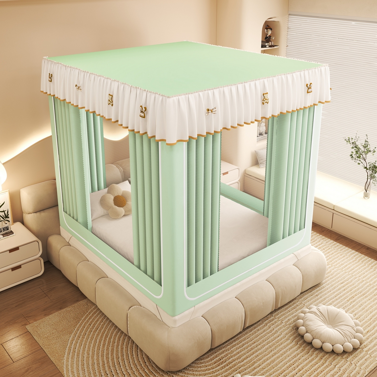 91家纺网 家纺一手货源 找家纺 初心家纺 2026春夏新款DIY小熊防尘顶遮光坐床蚊帐 果绿  (五面遮光）