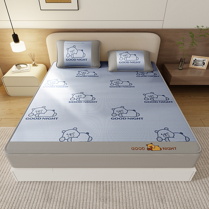 91家纺网 家纺一手货源 找家纺 福来临家纺 2026新款卡皮巴拉小熊款冰藤刺绣凉感席席子凉席-床笠款 冰藤卡皮巴拉-蓝--床笠款