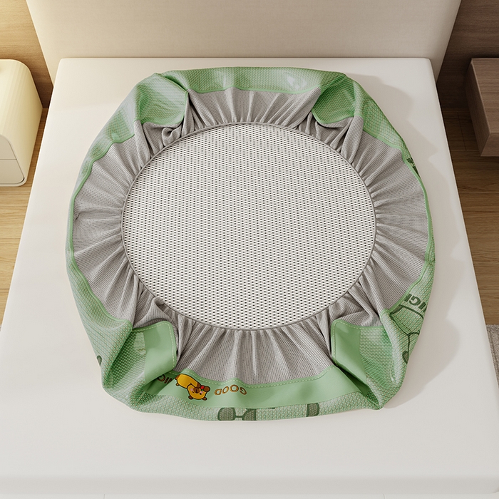 91家纺网 家纺一手货源 找家纺 福来临家纺 2026新款卡皮巴拉小熊款冰藤刺绣凉感席席子凉席-床笠款 冰藤卡皮巴拉-绿-床笠款