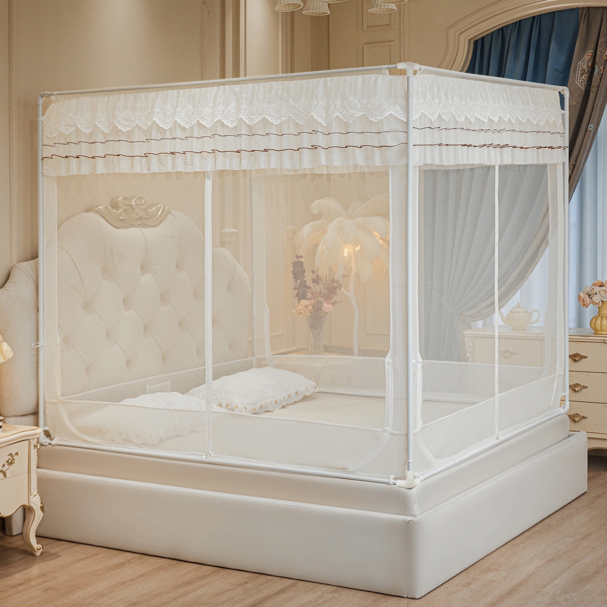 91家纺网 家纺一手货源 找家纺 艺利轩蚊帐 2026新款双层花边三开门坐床蚊帐 浅海之梦-优雅白