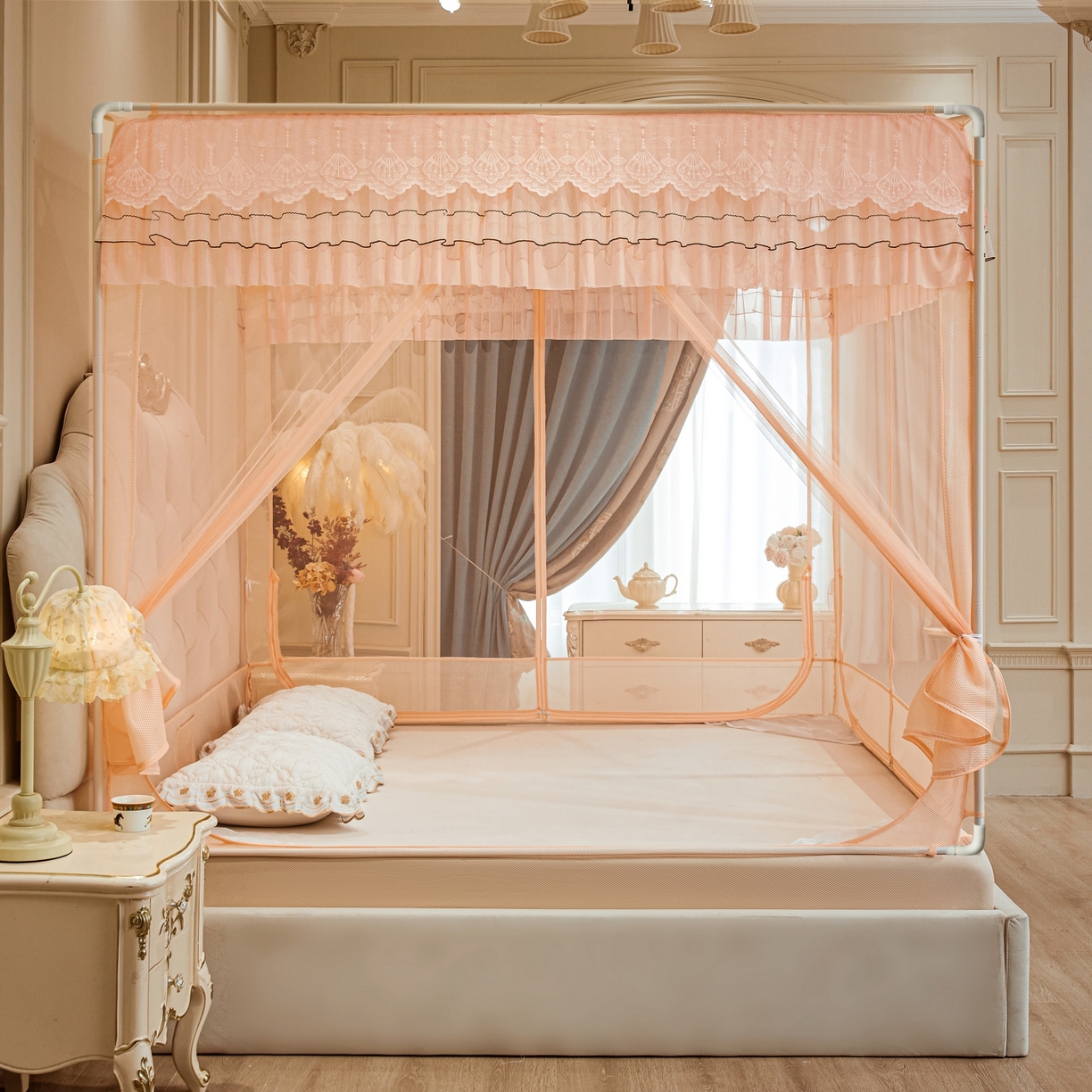 91家纺网 家纺一手货源 找家纺 艺利轩蚊帐 2026新款双层花边三开门坐床蚊帐 浅海之梦-玉色