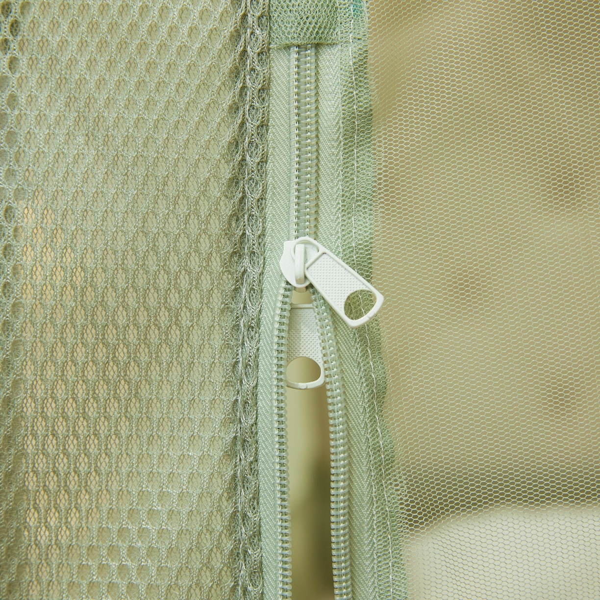 91家纺网 家纺一手货源 找家纺 艺利轩蚊帐 2026新款双层花边三开门坐床蚊帐 浅海之梦-绿色