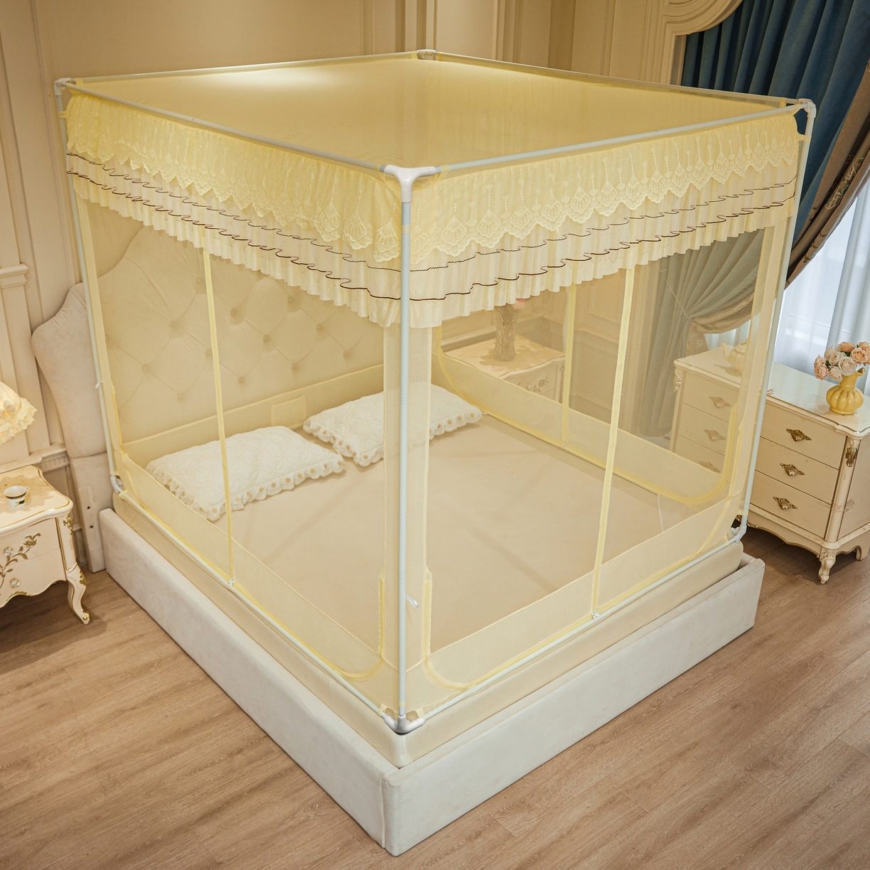 91家纺网 家纺一手货源 找家纺 艺利轩蚊帐 2026新款双层花边三开门坐床蚊帐 浅海之梦-柠檬黄