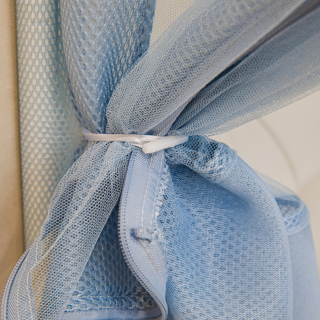 91家纺网 家纺一手货源 找家纺 艺利轩蚊帐 2026新款双层花边三开门坐床蚊帐 浅海之梦-蓝色