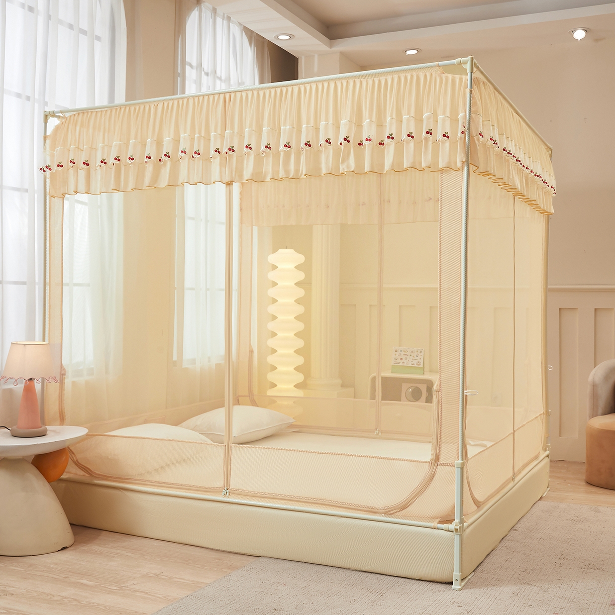 91家纺网 家纺一手货源 找家纺 艺利轩蚊帐 2026新款樱桃三开门坐床蚊帐 樱桃-香槟色