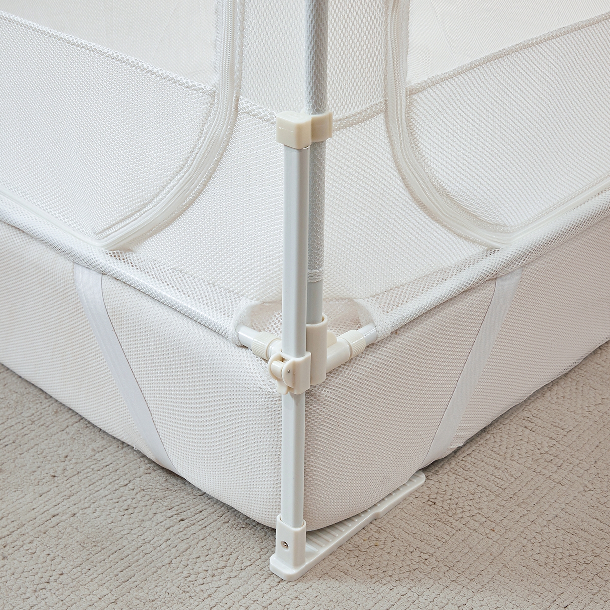 91家纺网 家纺一手货源 找家纺 艺利轩蚊帐 2026新款樱桃三开门坐床蚊帐 樱桃-极光白